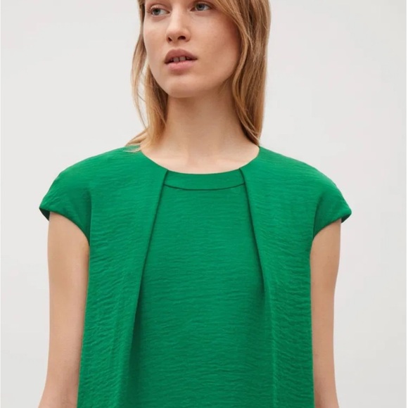 COS Soft Pleat A-line Dress in Green - Picture 3 of 14